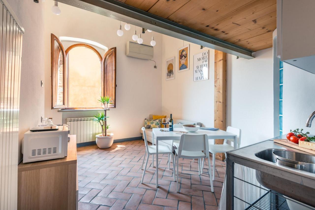 Lui Tuscany Loft ซานมีเนียโต ภายนอก รูปภาพ