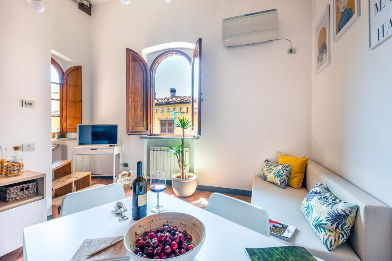 Lui Tuscany Loft ซานมีเนียโต ภายนอก รูปภาพ